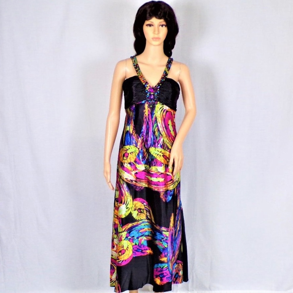 HAILEY LOGAN by ADRIANNA PAPELL size 5/6 long gown
